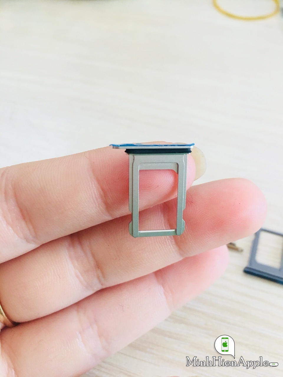 Khay sim iphone Xs