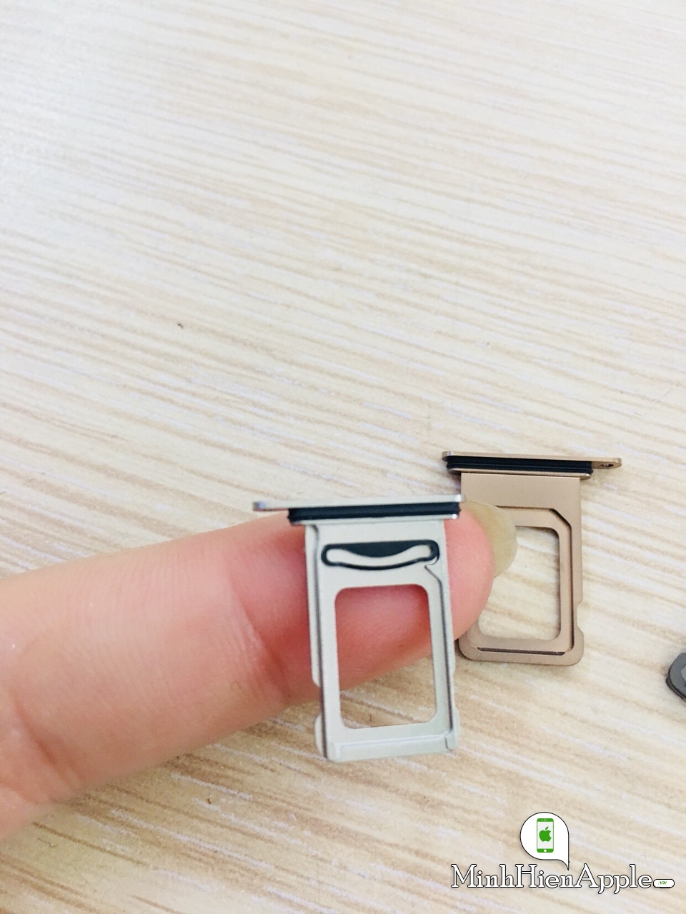Khay sim iphone Xs Max bản 2 sim