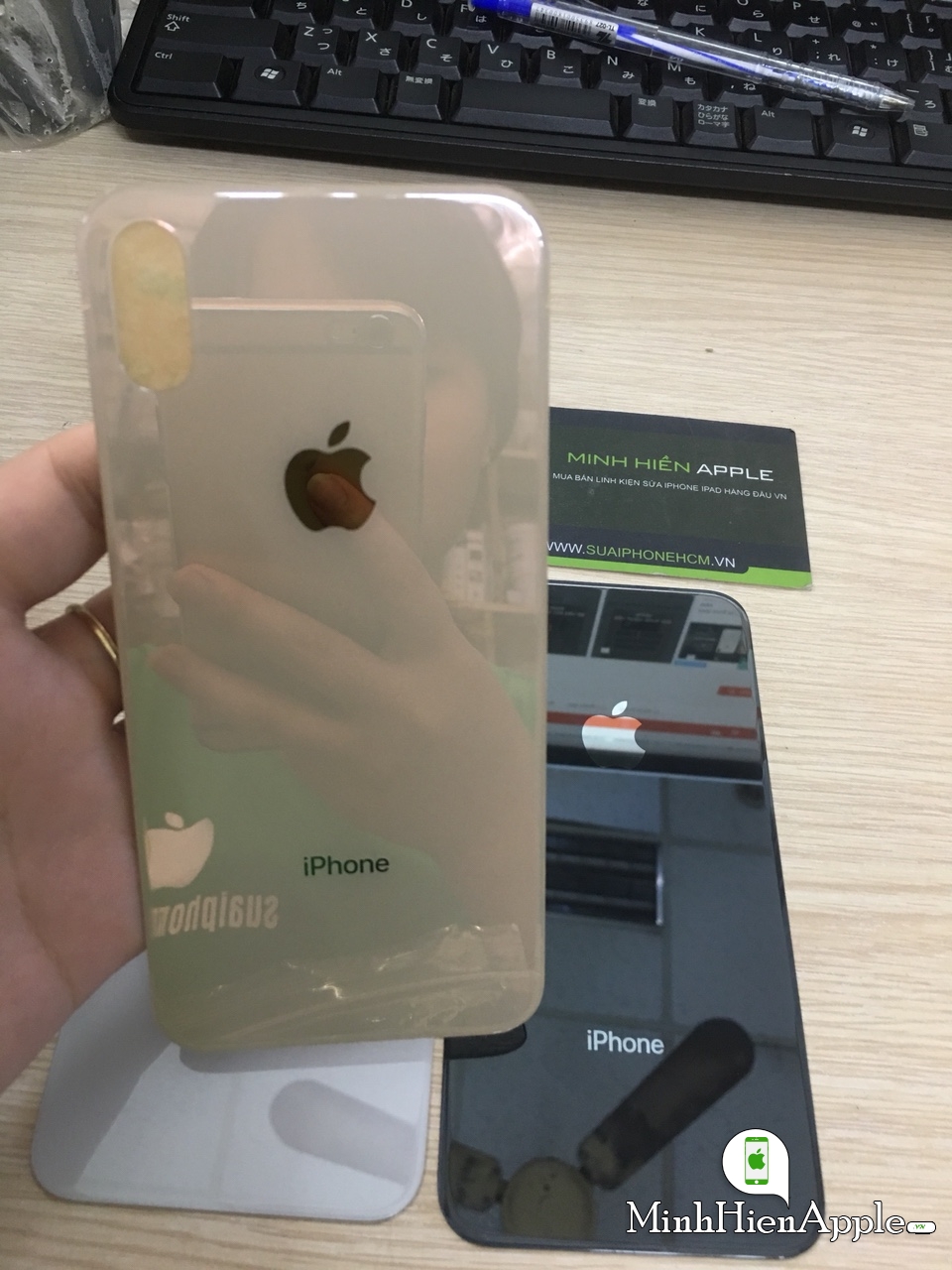 Kính lưng zin iphone Xs