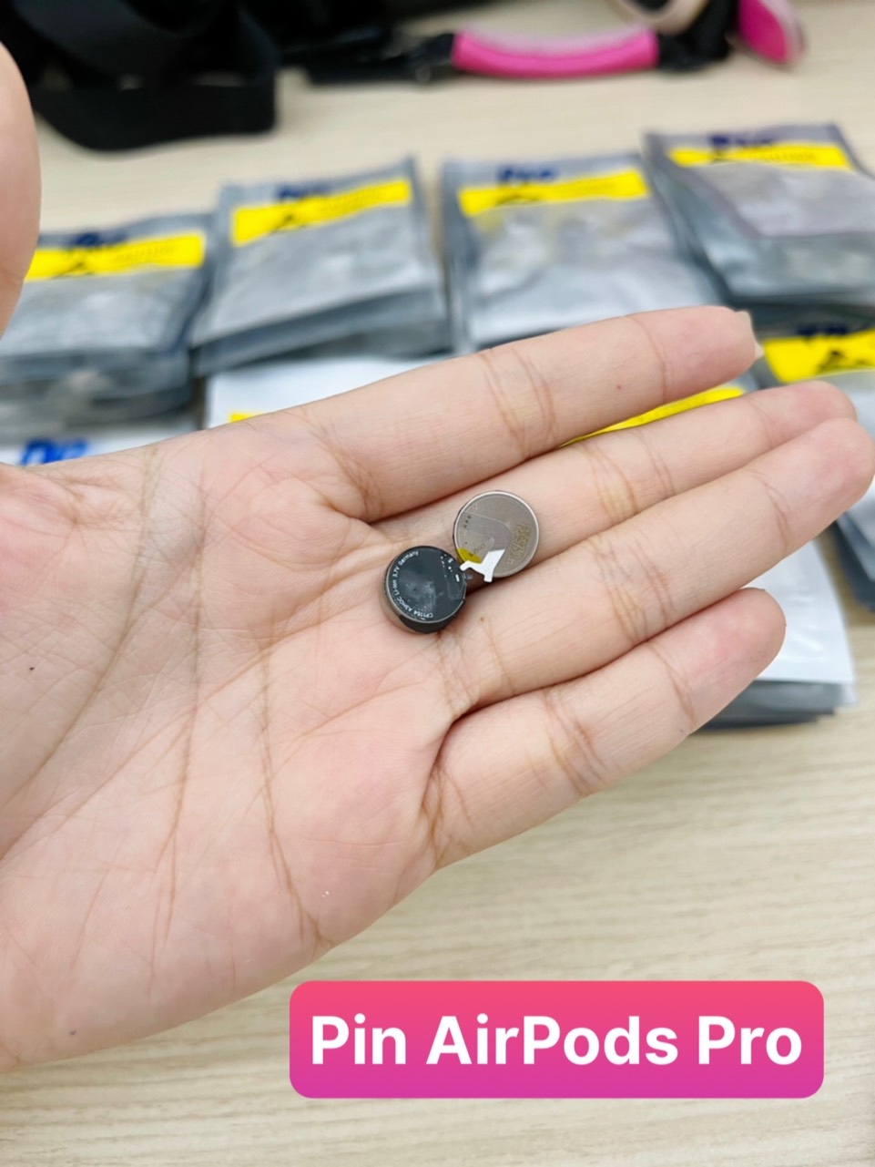 Pin AirPods Pro