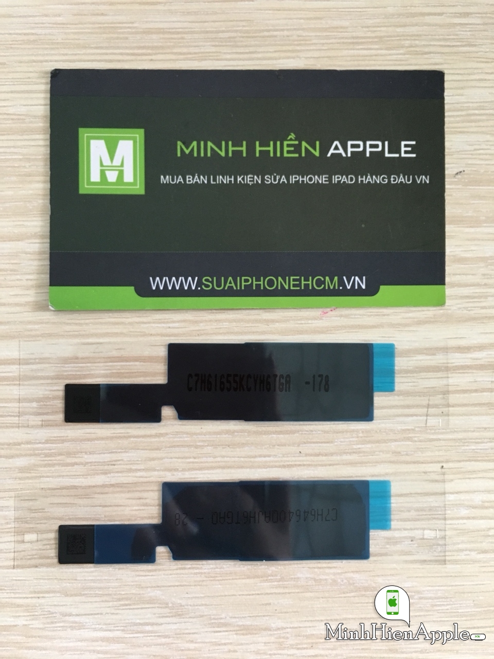 Seal mã vạch iPhone 7, 7 Plus