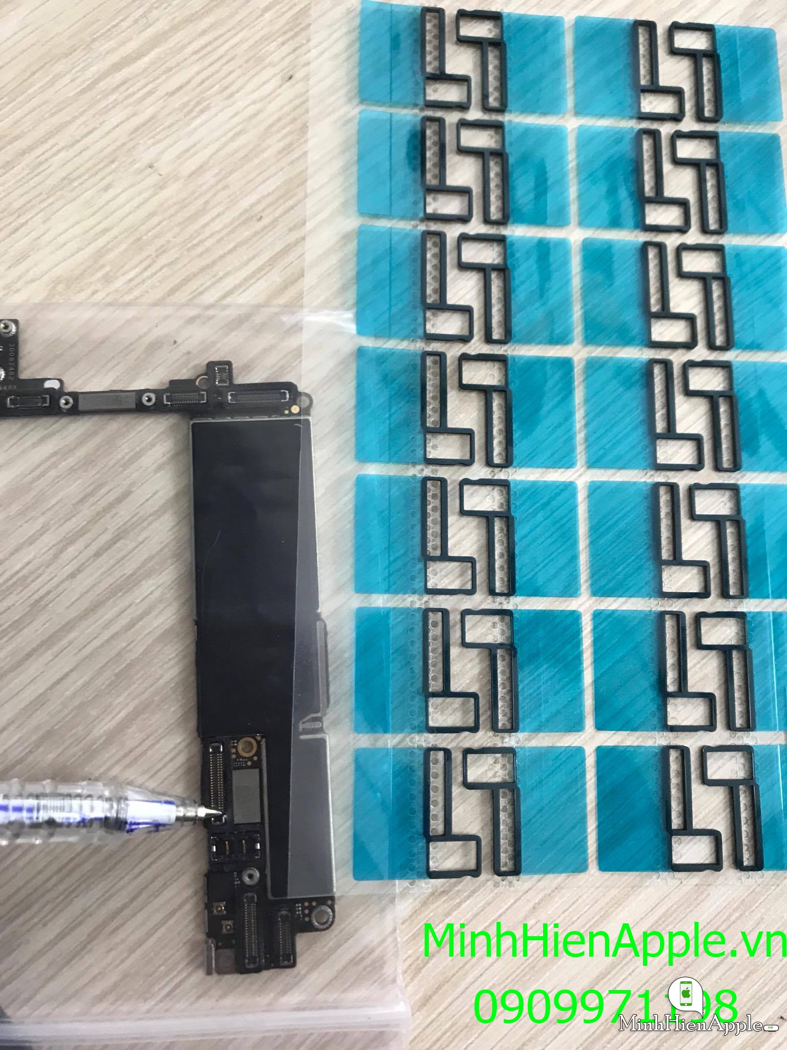 Siu dán main iPhone 7 7 Plus 8 8 Plus iPhone X