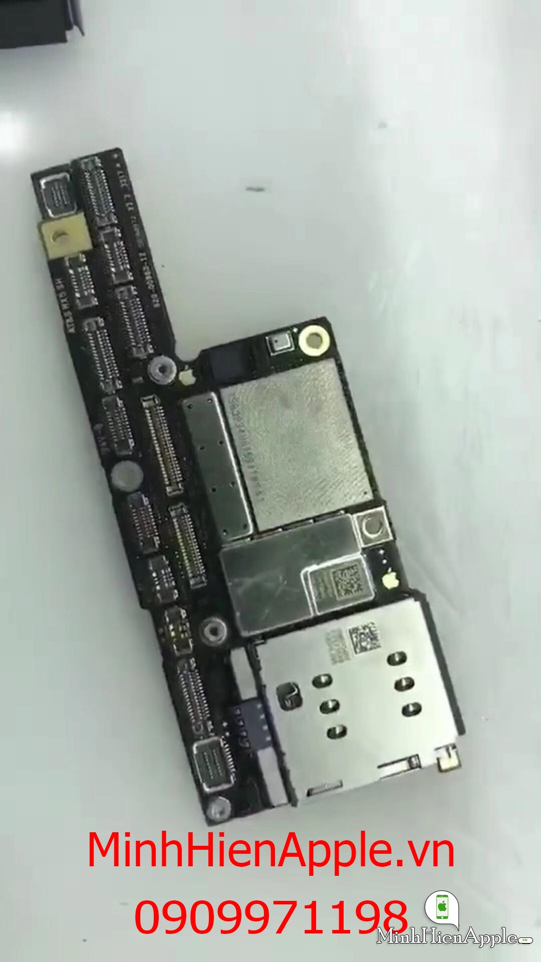 Socket màn hình iPhone X