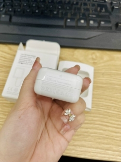 Cốc 12W có hộp xuất Sing