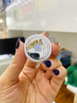 mô hình airtag bán lẻ 110k