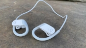 Tai nghe PowerBeats 4 (Trắng) có giá bao nhiêu? Đáng để đầu tư không?