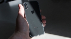 Xóa vết trầy màn hình iphone X Xr Xs