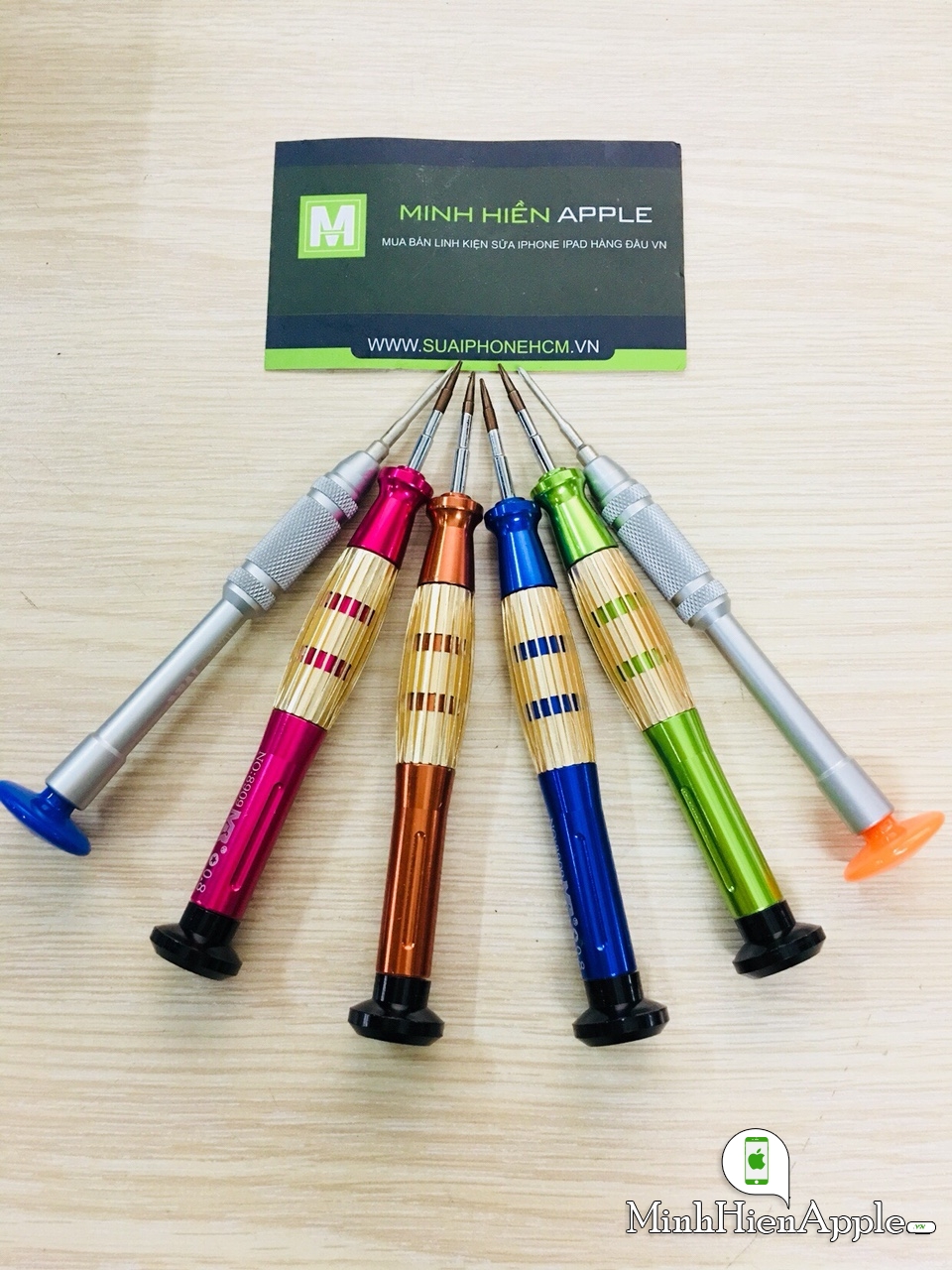 Vít mở ốc iphone xin
